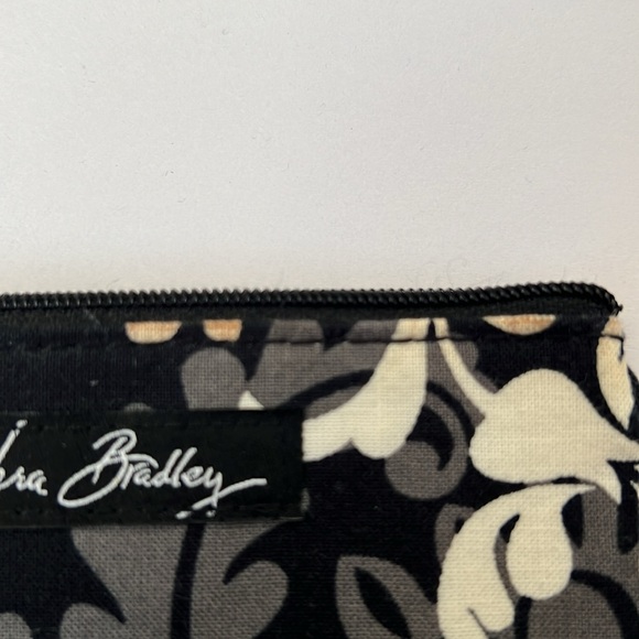 Vera Bradley Clip Zip ID Baroque NWT - Picture 7 of 8